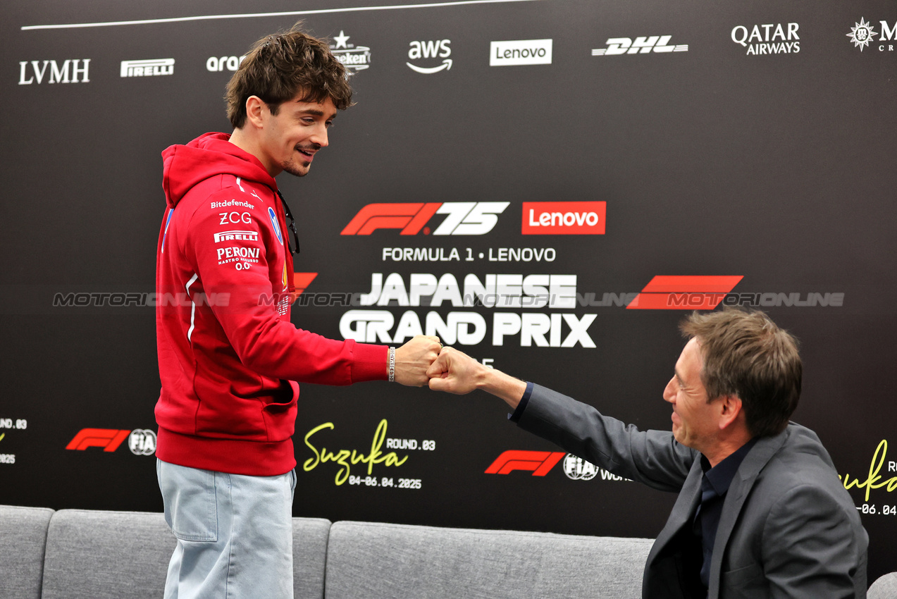 GP GIAPPONE, (L to R): Charles Leclerc (MON) Ferrari with Tom Clarkson (GBR) Journalist in the FIA Press Conference.

03.04.2025. Formula 1 World Championship, Rd 3, Japanese Grand Prix, Suzuka, Japan, Preparation Day.

- www.xpbimages.com, EMail: requests@xpbimages.com © Copyright: Moy / XPB Images