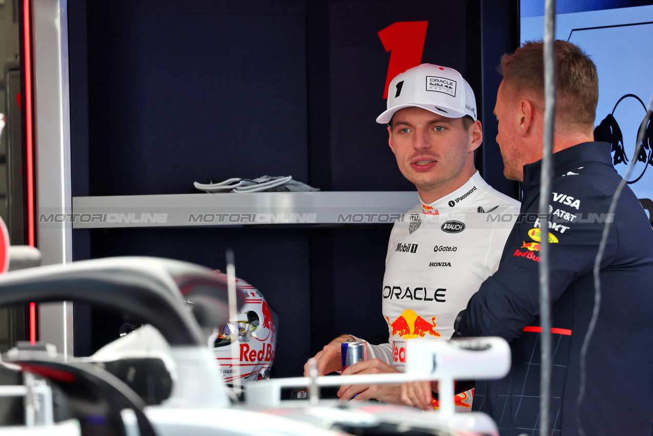 GP GIAPPONE, Max Verstappen (NLD) Red Bull Racing.

03.04.2025. Formula 1 World Championship, Rd 3, Japanese Grand Prix, Suzuka, Japan, Preparation Day.

- www.xpbimages.com, EMail: requests@xpbimages.com © Copyright: Batchelor / XPB Images
