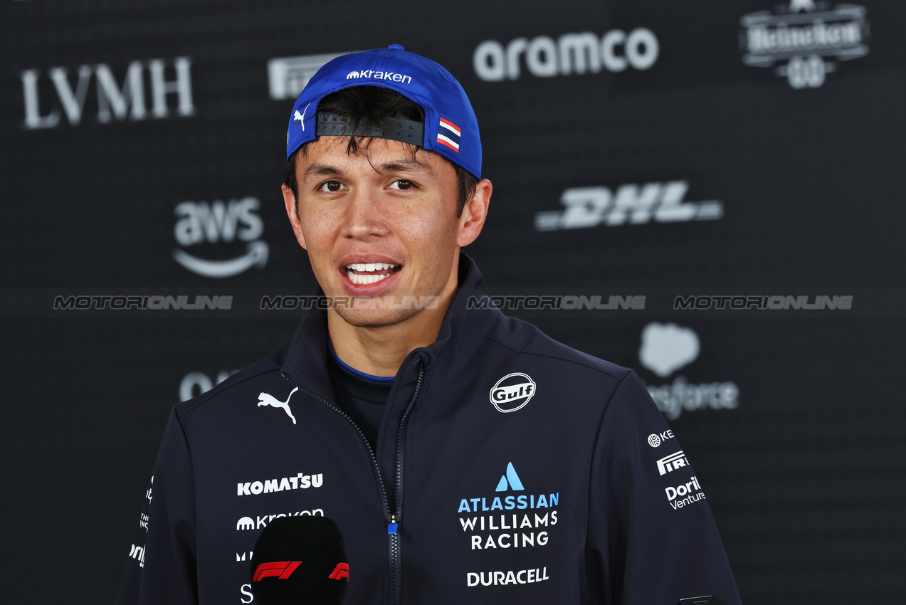GP GIAPPONE, Alexander Albon (THA) Atlassian Williams Racing.

03.04.2025. Formula 1 World Championship, Rd 3, Japanese Grand Prix, Suzuka, Japan, Preparation Day.

- www.xpbimages.com, EMail: requests@xpbimages.com © Copyright: Moy / XPB Images