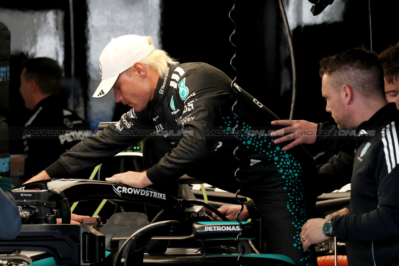 GP GIAPPONE, Valtteri Bottas (FIN) Mercedes AMG F1 W16 Reserve Driver.

03.04.2025. Formula 1 World Championship, Rd 3, Japanese Grand Prix, Suzuka, Japan, Preparation Day.

 - www.xpbimages.com, EMail: requests@xpbimages.com © Copyright: Coates / XPB Images