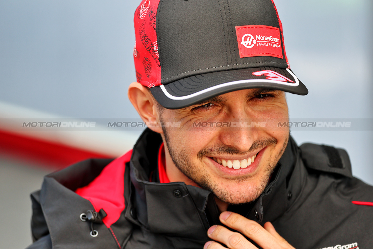 GP GIAPPONE, Esteban Ocon (FRA) Haas F1 Team.

03.04.2025. Formula 1 World Championship, Rd 3, Japanese Grand Prix, Suzuka, Japan, Preparation Day.

- www.xpbimages.com, EMail: requests@xpbimages.com © Copyright: Batchelor / XPB Images