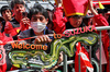 GP GIAPPONE, Circuit Atmosfera - fans in the pits.

03.04.2025. Formula 1 World Championship, Rd 3, Japanese Grand Prix, Suzuka, Japan, Preparation Day.

- www.xpbimages.com, EMail: requests@xpbimages.com © Copyright: Batchelor / XPB Images