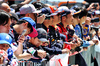 GP GIAPPONE, Circuit Atmosfera - fans in the pits.

03.04.2025. Formula 1 World Championship, Rd 3, Japanese Grand Prix, Suzuka, Japan, Preparation Day.

- www.xpbimages.com, EMail: requests@xpbimages.com © Copyright: Moy / XPB Images