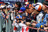 GP GIAPPONE, Circuit Atmosfera - fans in the pits.

03.04.2025. Formula 1 World Championship, Rd 3, Japanese Grand Prix, Suzuka, Japan, Preparation Day.

- www.xpbimages.com, EMail: requests@xpbimages.com © Copyright: Moy / XPB Images