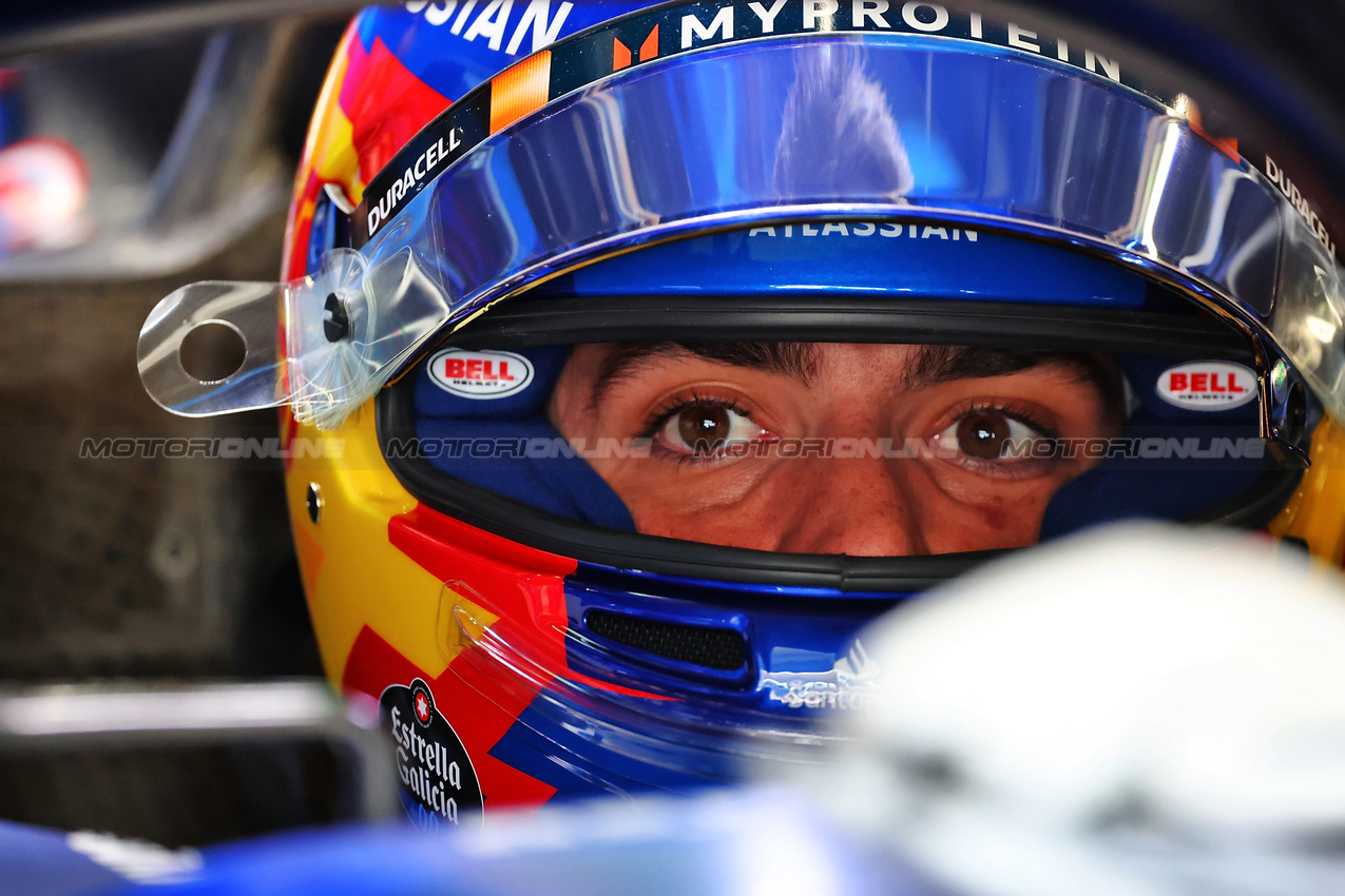 GP GIAPPONE, Carlos Sainz (ESP) Atlassian Williams Racing FW46.

05.04.2025. Formula 1 World Championship, Rd 3, Japanese Grand Prix, Suzuka, Japan, Qualifiche Day.

- www.xpbimages.com, EMail: requests@xpbimages.com © Copyright: Batchelor / XPB Images