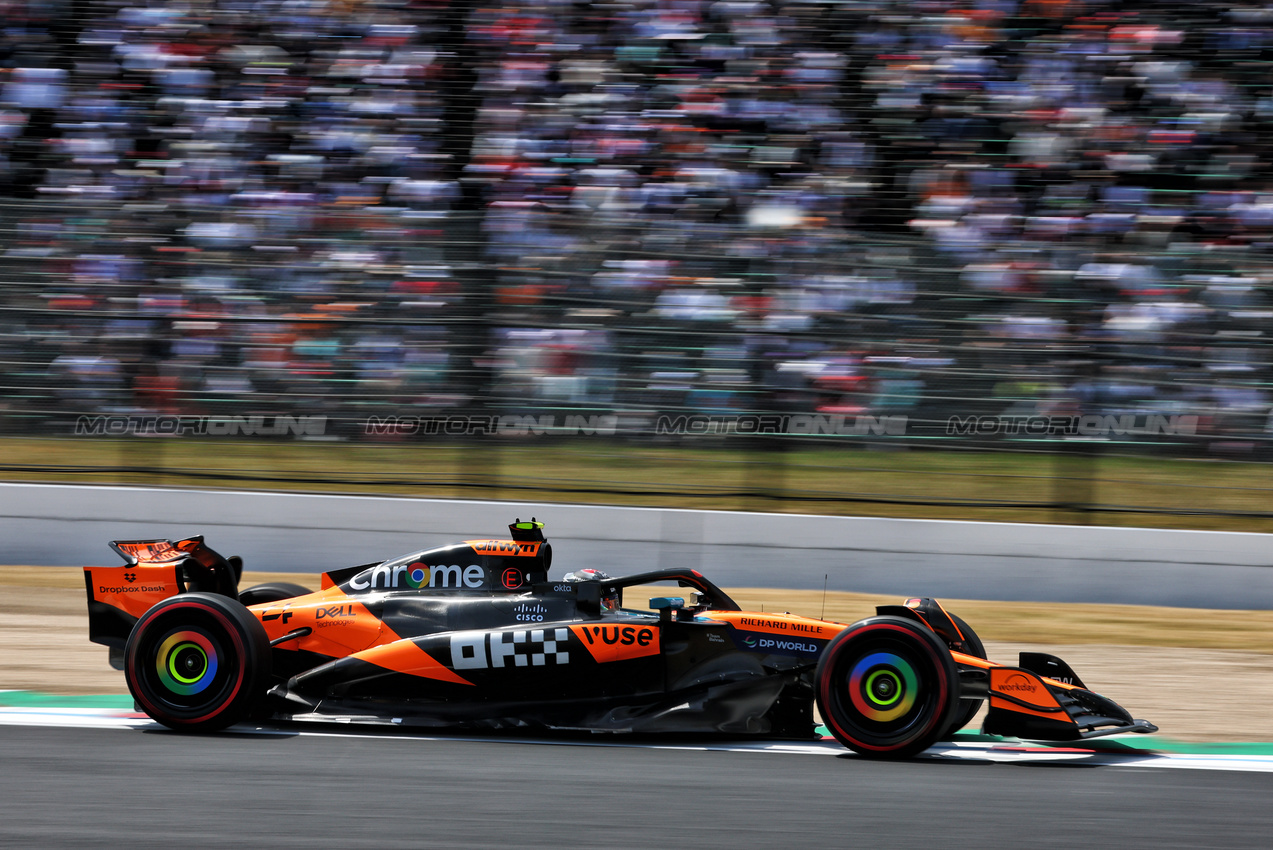 GP GIAPPONE, Lando Norris (GBR) McLaren MCL39.

05.04.2025. Formula 1 World Championship, Rd 3, Japanese Grand Prix, Suzuka, Japan, Qualifiche Day.

- www.xpbimages.com, EMail: requests@xpbimages.com © Copyright: Batchelor / XPB Images