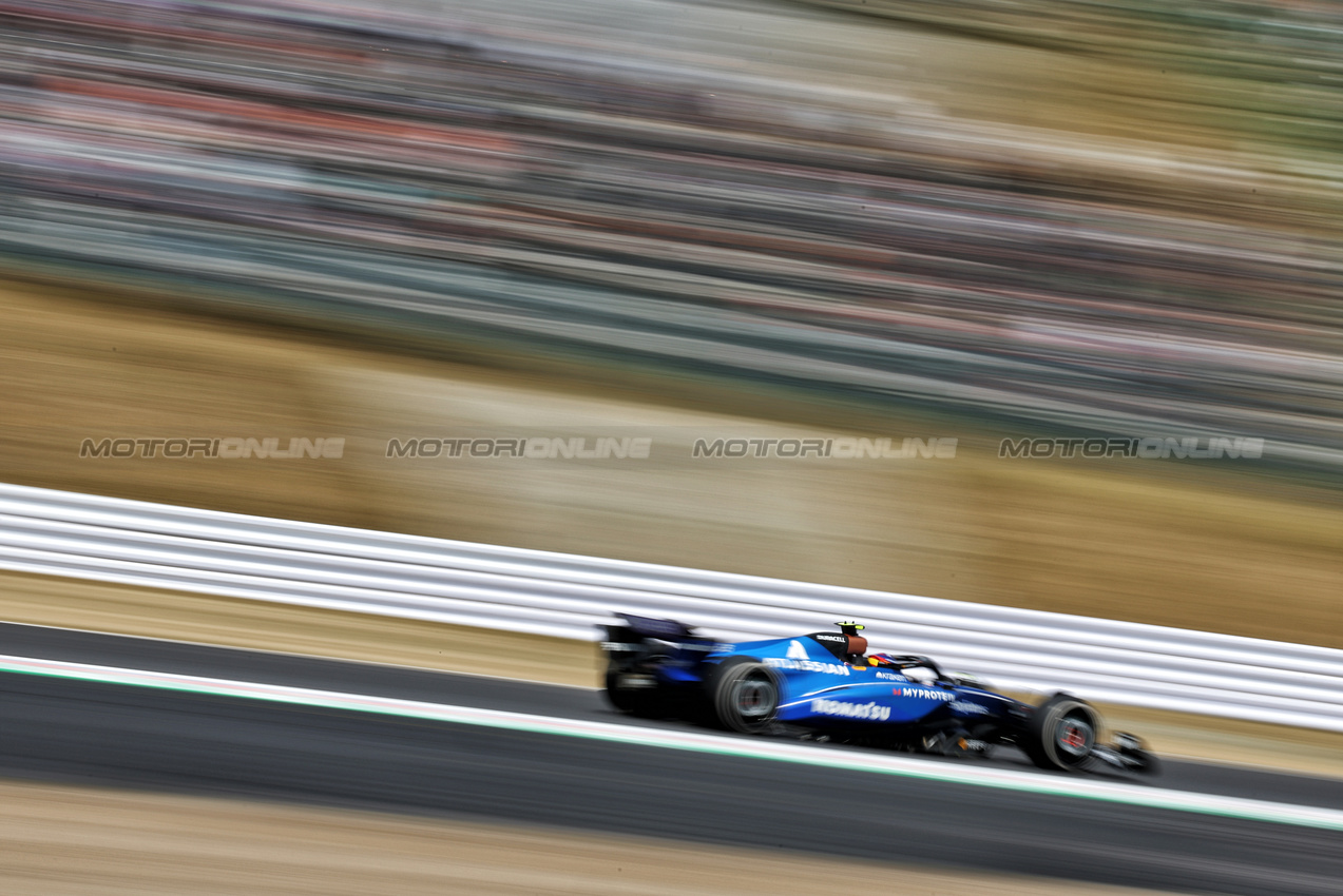 GP GIAPPONE, Carlos Sainz (ESP) Atlassian Williams Racing FW46.

05.04.2025. Formula 1 World Championship, Rd 3, Japanese Grand Prix, Suzuka, Japan, Qualifiche Day.

- www.xpbimages.com, EMail: requests@xpbimages.com © Copyright: Moy / XPB Images