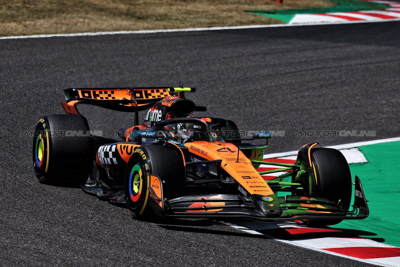 GP GIAPPONE, Lando Norris (GBR) McLaren MCL39.

04.04.2025. Formula 1 World Championship, Rd 3, Japanese Grand Prix, Suzuka, Japan, Practice Day.

- www.xpbimages.com, EMail: requests@xpbimages.com © Copyright: Moy / XPB Images