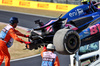 GP GIAPPONE, The damaged Alpine F1 Team A525 of Jack Doohan (AUS) is removed from the circuit after he crashed in the second practice session.

04.04.2025. Formula 1 World Championship, Rd 3, Japanese Grand Prix, Suzuka, Japan, Practice Day.

- www.xpbimages.com, EMail: requests@xpbimages.com © Copyright: Moy / XPB Images