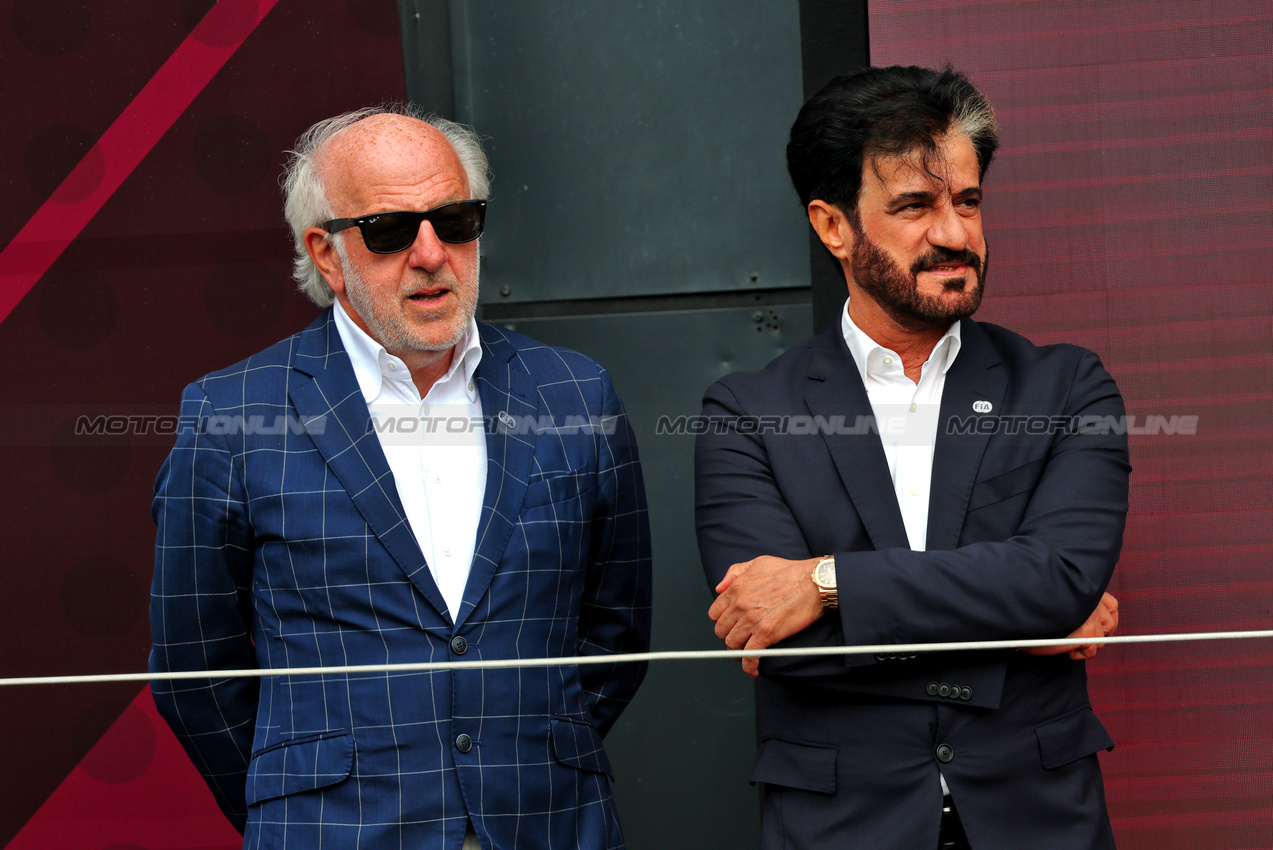 GP GRAN BRETAGNA, (L to R): David Richards (GBR) Prodrive Chairman e Mohammed Bin Sulayem (UAE) FIA President on the podium.

06.07.2025. Formula 1 World Championship, Rd 12, British Grand Prix, Silverstone, England, Gara Day.

- www.xpbimages.com, EMail: requests@xpbimages.com © Copyright: Batchelor / XPB Images