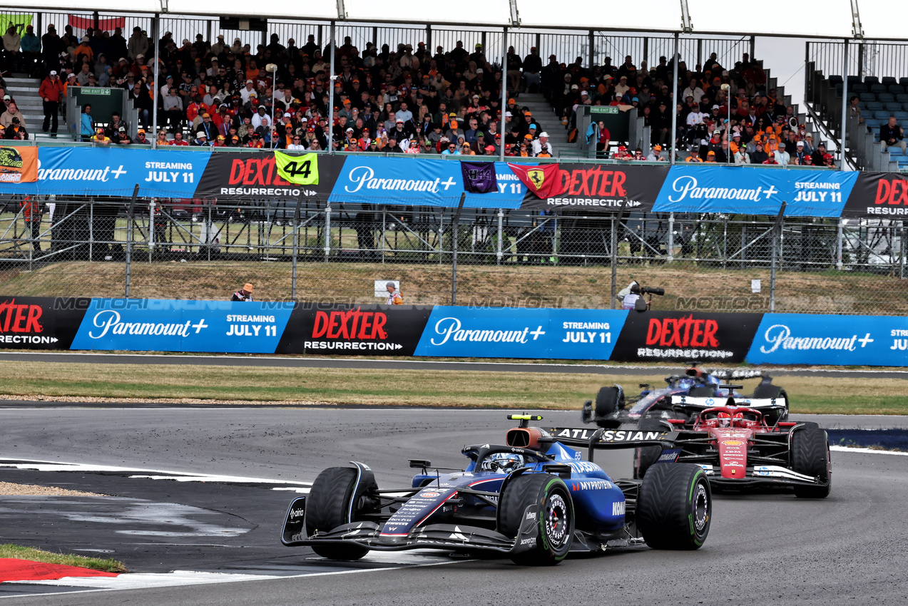 GP GRAN BRETAGNA, Carlos Sainz (ESP) Atlassian Williams Racing FW47.

06.07.2025. Formula 1 World Championship, Rd 12, British Grand Prix, Silverstone, England, Gara Day.

- www.xpbimages.com, EMail: requests@xpbimages.com © Copyright: Moy / XPB Images