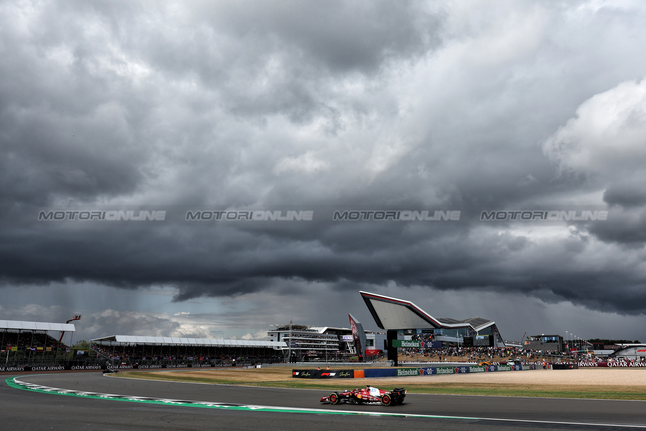 GP GRAN BRETAGNA, Charles Leclerc (MON) Ferrari SF-25.

06.07.2025. Formula 1 World Championship, Rd 12, British Grand Prix, Silverstone, England, Gara Day.

- www.xpbimages.com, EMail: requests@xpbimages.com © Copyright: Moy / XPB Images