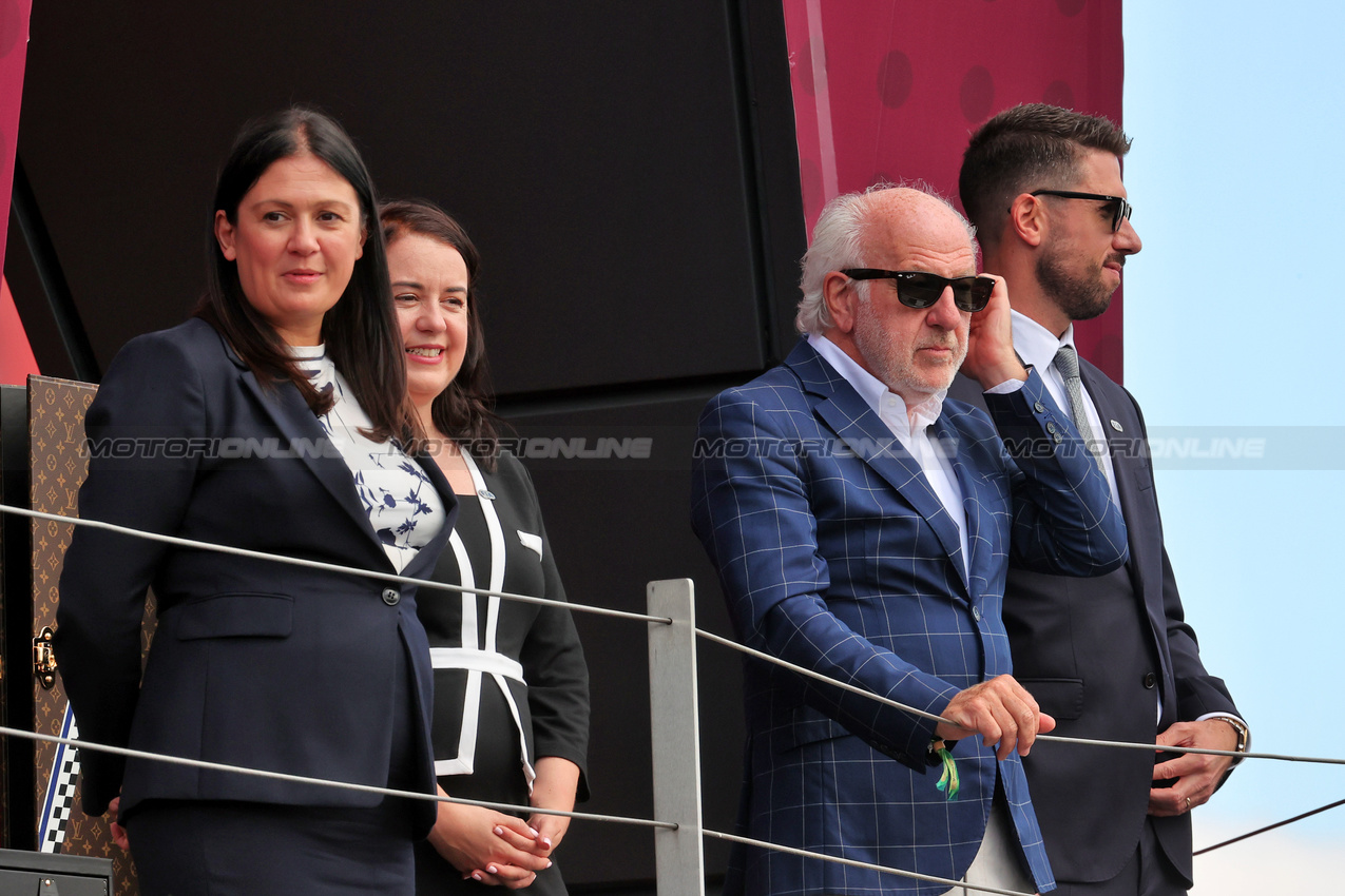 GP GRAN BRETAGNA, David Richards (GBR) Prodrive Chairman on the podium.

06.07.2025. Formula 1 World Championship, Rd 12, British Grand Prix, Silverstone, England, Gara Day.

- www.xpbimages.com, EMail: requests@xpbimages.com © Copyright: Davenport / XPB Images