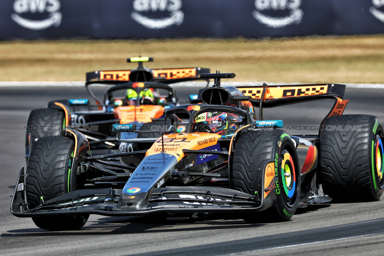 GP GRAN BRETAGNA, Oscar Piastri (AUS) McLaren MCL39.

06.07.2025. Formula 1 World Championship, Rd 12, British Grand Prix, Silverstone, England, Gara Day.

- www.xpbimages.com, EMail: requests@xpbimages.com © Copyright: Charniaux / XPB Images