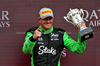 GP GRAN BRETAGNA, Nico Hulkenberg (GER) Sauber celebrates his third position on the podium.

06.07.2025. Formula 1 World Championship, Rd 12, British Grand Prix, Silverstone, England, Gara Day.

- www.xpbimages.com, EMail: requests@xpbimages.com © Copyright: Batchelor / XPB Images