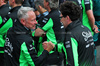 GP GRAN BRETAGNA, (L to R): Jonathan Wheatley (GBR) Sauber Team Principal celebrates with Mattia Binotto (ITA) Sauber Motorsport Chief Operating e Chief Technical Officer in parc ferme.

06.07.2025. Formula 1 World Championship, Rd 12, British Grand Prix, Silverstone, England, Gara Day.

- www.xpbimages.com, EMail: requests@xpbimages.com © Copyright: Batchelor / XPB Images