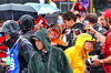 GP GRAN BRETAGNA, George Russell (GBR) Mercedes AMG F1 with fans.

06.07.2025. Formula 1 World Championship, Rd 12, British Grand Prix, Silverstone, England, Gara Day.

- www.xpbimages.com, EMail: requests@xpbimages.com © Copyright: Batchelor / XPB Images