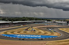 GP GRAN BRETAGNA, George Russell (GBR) Mercedes AMG F1 W16 davanti a team mate Andrea Kimi Antonelli (ITA) Mercedes AMG F1 W16.

06.07.2025. Formula 1 World Championship, Rd 12, British Grand Prix, Silverstone, England, Gara Day.

- www.xpbimages.com, EMail: requests@xpbimages.com © Copyright: Bearne / XPB Images