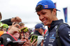 GP GRAN BRETAGNA, Alexander Albon (THA) Atlassian Williams Racing with fans.

06.07.2025. Formula 1 World Championship, Rd 12, British Grand Prix, Silverstone, England, Gara Day.

 - www.xpbimages.com, EMail: requests@xpbimages.com © Copyright: Rew / XPB Images