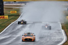 GP GRAN BRETAGNA, Oscar Piastri (AUS) McLaren MCL39 davanti a behind the Mercedes FIA Safety Car.

06.07.2025. Formula 1 World Championship, Rd 12, British Grand Prix, Silverstone, England, Gara Day.

 - www.xpbimages.com, EMail: requests@xpbimages.com © Copyright: Rew / XPB Images