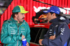 GP GRAN BRETAGNA, (L to R): Fernando Alonso (ESP) Aston Martin F1 Team with Carlos Sainz (ESP) Atlassian Williams Racing on the drivers' parade.

06.07.2025. Formula 1 World Championship, Rd 12, British Grand Prix, Silverstone, England, Gara Day.

- www.xpbimages.com, EMail: requests@xpbimages.com © Copyright: Davenport / XPB Images