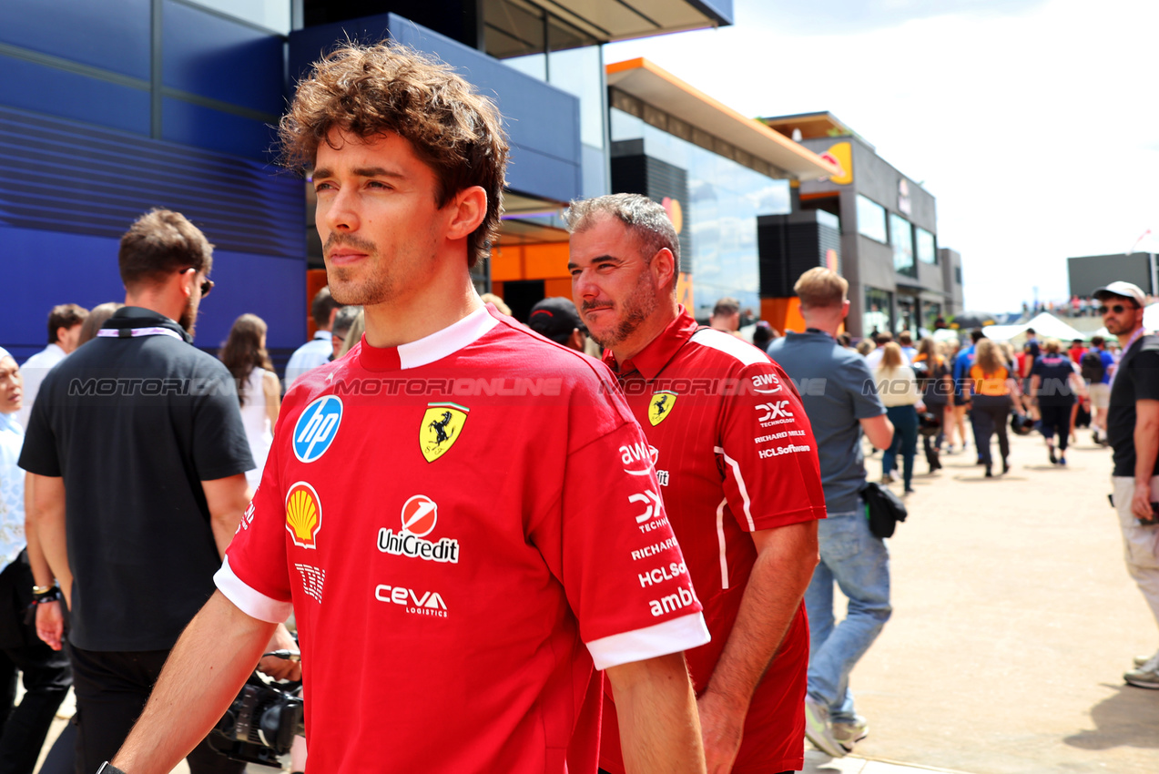 GP GRAN BRETAGNA, Charles Leclerc (MON) Ferrari.

03.07.2025. Formula 1 World Championship, Rd 12, British Grand Prix, Silverstone, England, Preparation Day.

 - www.xpbimages.com, EMail: requests@xpbimages.com © Copyright: Rew / XPB Images