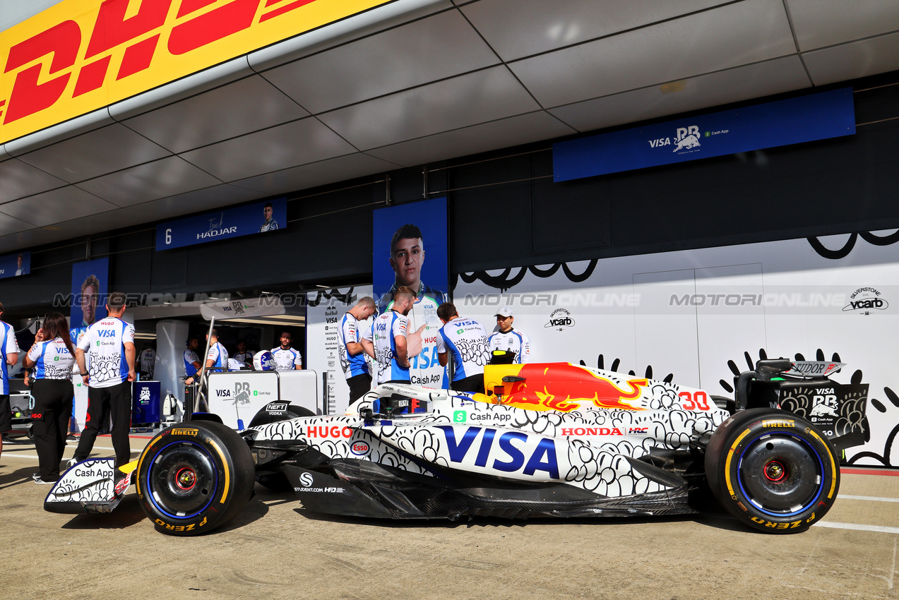 GP GRAN BRETAGNA, Racing Bulls VCARB 02 - livery.

03.07.2025. Formula 1 World Championship, Rd 12, British Grand Prix, Silverstone, England, Preparation Day.

- www.xpbimages.com, EMail: requests@xpbimages.com © Copyright: Batchelor / XPB Images