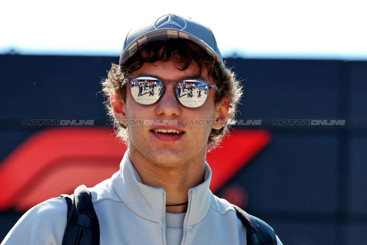 GP GRAN BRETAGNA, Andrea Kimi Antonelli (ITA) Mercedes AMG F1.

03.07.2025. Formula 1 World Championship, Rd 12, British Grand Prix, Silverstone, England, Preparation Day.

 - www.xpbimages.com, EMail: requests@xpbimages.com © Copyright: Rew / XPB Images