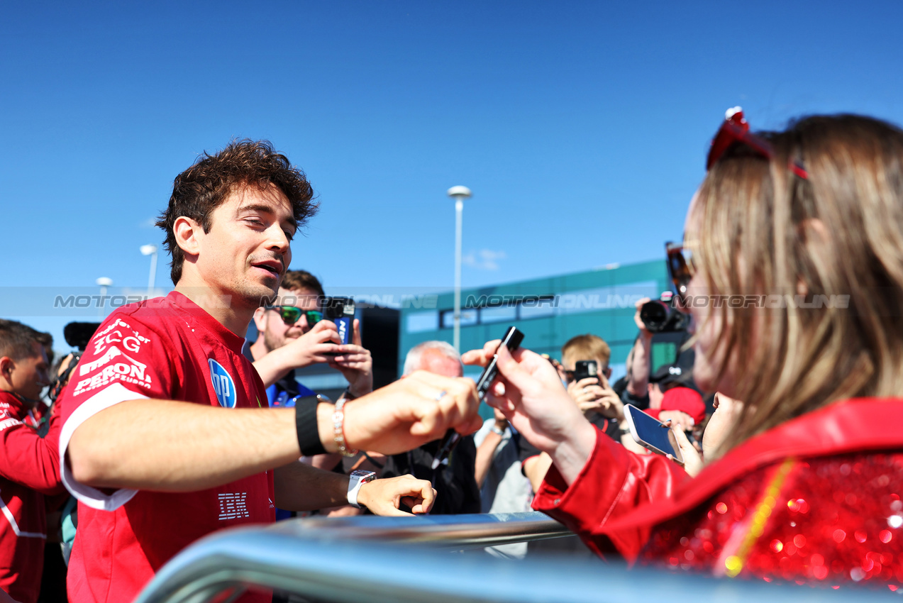 GP GRAN BRETAGNA, Charles Leclerc (MON) Ferrari.

03.07.2025. Formula 1 World Championship, Rd 12, British Grand Prix, Silverstone, England, Preparation Day.

- www.xpbimages.com, EMail: requests@xpbimages.com © Copyright: Bearne / XPB Images