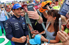 GP GRAN BRETAGNA, Carlos Sainz (ESP) Atlassian Williams Racing with fans.

03.07.2025. Formula 1 World Championship, Rd 12, British Grand Prix, Silverstone, England, Preparation Day.

- www.xpbimages.com, EMail: requests@xpbimages.com © Copyright: Bearne / XPB Images