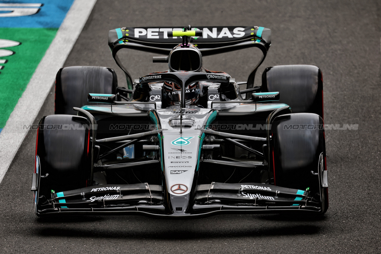 GP GRAN BRETAGNA, Andrea Kimi Antonelli (ITA) Mercedes AMG F1 W16.

05.07.2025. Formula 1 World Championship, Rd 12, British Grand Prix, Silverstone, England, Qualifiche Day.

- www.xpbimages.com, EMail: requests@xpbimages.com © Copyright: Moy / XPB Images