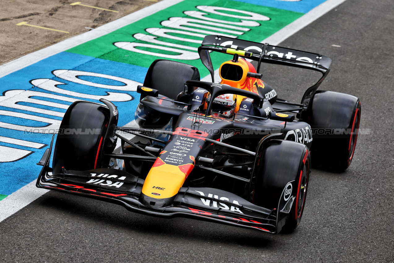 GP GRAN BRETAGNA, Yuki Tsunoda (JPN) Red Bull Racing RB21.

05.07.2025. Formula 1 World Championship, Rd 12, British Grand Prix, Silverstone, England, Qualifiche Day.

- www.xpbimages.com, EMail: requests@xpbimages.com © Copyright: Moy / XPB Images