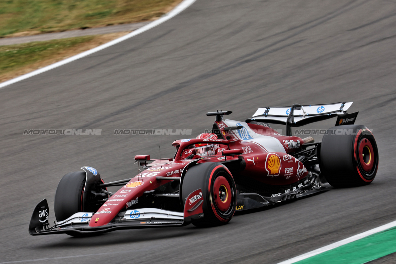 GP GRAN BRETAGNA, Charles Leclerc (MON) Ferrari SF-25.

05.07.2025. Formula 1 World Championship, Rd 12, British Grand Prix, Silverstone, England, Qualifiche Day.

- www.xpbimages.com, EMail: requests@xpbimages.com © Copyright: Bearne / XPB Images