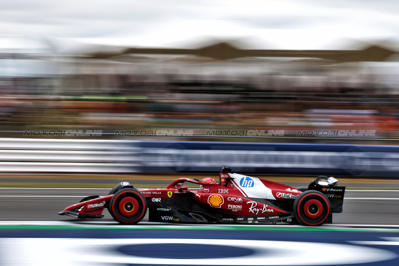 GP GRAN BRETAGNA, Charles Leclerc (MON) Ferrari SF-25.

05.07.2025. Formula 1 World Championship, Rd 12, British Grand Prix, Silverstone, England, Qualifiche Day.

- www.xpbimages.com, EMail: requests@xpbimages.com © Copyright: Charniaux / XPB Images