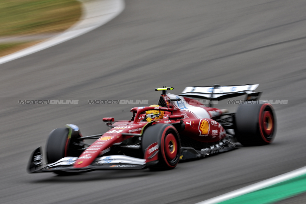 GP GRAN BRETAGNA, Lewis Hamilton (GBR) Ferrari SF-25.

05.07.2025. Formula 1 World Championship, Rd 12, British Grand Prix, Silverstone, England, Qualifiche Day.

- www.xpbimages.com, EMail: requests@xpbimages.com © Copyright: Bearne / XPB Images