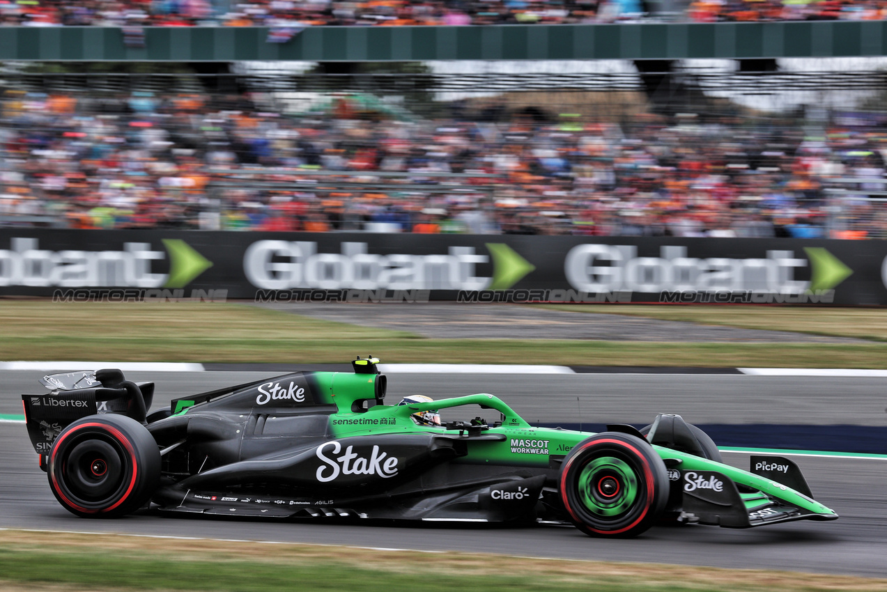 GP GRAN BRETAGNA, Gabriel Bortoleto (BRA) Sauber C45.

05.07.2025. Formula 1 World Championship, Rd 12, British Grand Prix, Silverstone, England, Qualifiche Day.

- www.xpbimages.com, EMail: requests@xpbimages.com © Copyright: Davenport / XPB Images