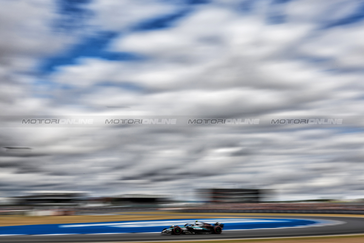 GP GRAN BRETAGNA, Andrea Kimi Antonelli (ITA) Mercedes AMG F1 W16.

05.07.2025. Formula 1 World Championship, Rd 12, British Grand Prix, Silverstone, England, Qualifiche Day.

 - www.xpbimages.com, EMail: requests@xpbimages.com © Copyright: Rew / XPB Images