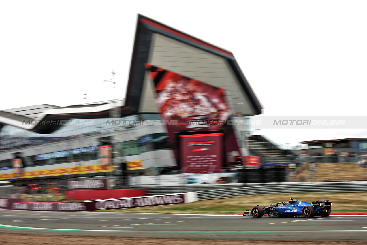 GP GRAN BRETAGNA, Carlos Sainz (ESP) Atlassian Williams Racing FW47.

05.07.2025. Formula 1 World Championship, Rd 12, British Grand Prix, Silverstone, England, Qualifiche Day.

- www.xpbimages.com, EMail: requests@xpbimages.com © Copyright: Davenport / XPB Images