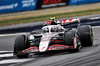 GP GRAN BRETAGNA, Oliver Bearman (GBR) Haas VF-25.

05.07.2025. Formula 1 World Championship, Rd 12, British Grand Prix, Silverstone, England, Qualifiche Day.

 - www.xpbimages.com, EMail: requests@xpbimages.com © Copyright: Rew / XPB Images