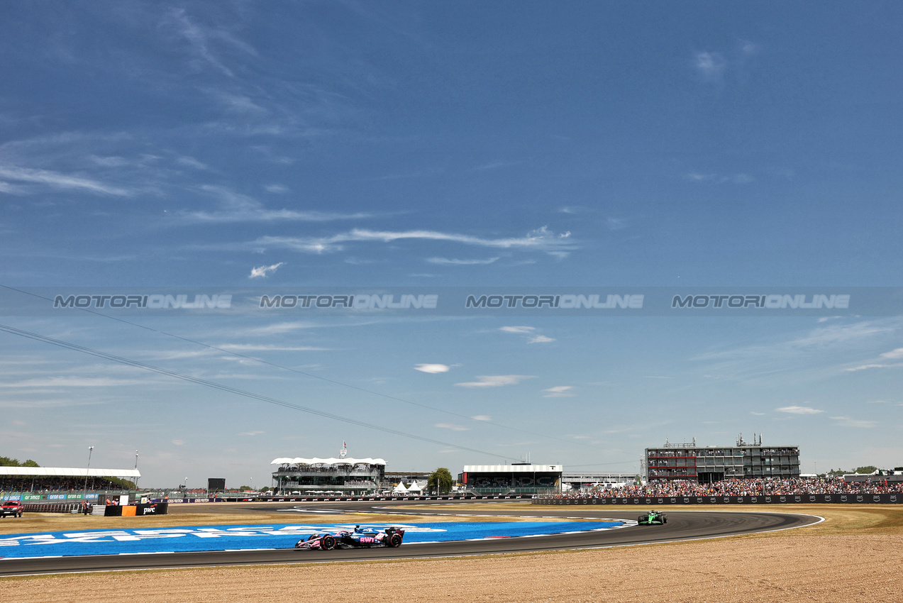 GP GRAN BRETAGNA, Pierre Gasly (FRA) Alpine F1 Team A525.

04.07.2025. Formula 1 World Championship, Rd 12, British Grand Prix, Silverstone, England, Practice Day.

- www.xpbimages.com, EMail: requests@xpbimages.com © Copyright: Bearne / XPB Images
