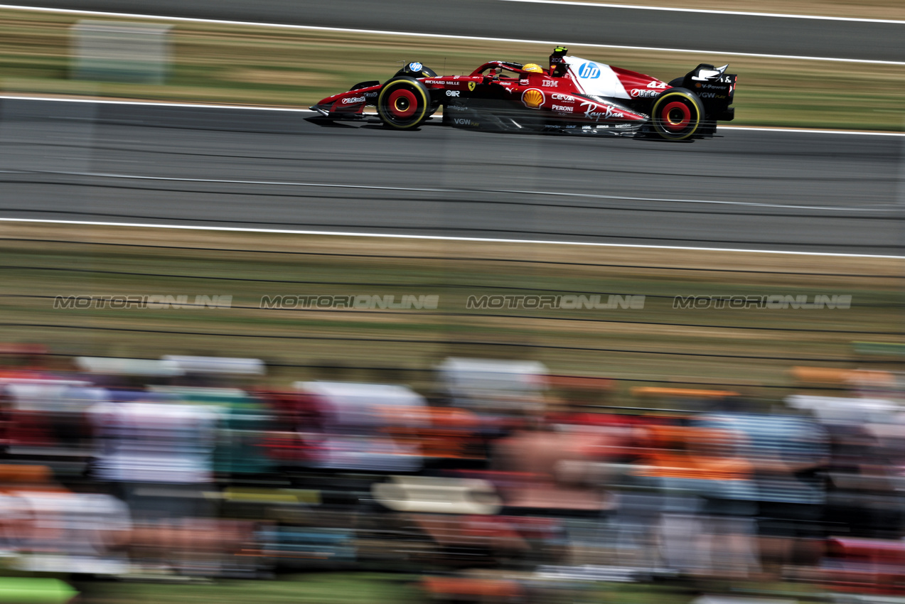 GP GRAN BRETAGNA, Lewis Hamilton (GBR) Ferrari SF-25.

04.07.2025. Formula 1 World Championship, Rd 12, British Grand Prix, Silverstone, England, Practice Day.

- www.xpbimages.com, EMail: requests@xpbimages.com © Copyright: Moy / XPB Images