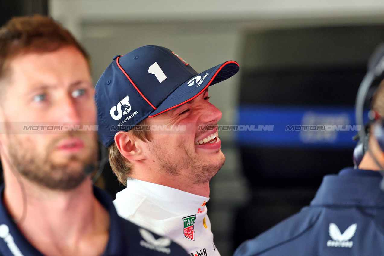 GP GRAN BRETAGNA, Max Verstappen (NLD) Red Bull Racing.

04.07.2025. Formula 1 World Championship, Rd 12, British Grand Prix, Silverstone, England, Practice Day.

- www.xpbimages.com, EMail: requests@xpbimages.com © Copyright: Batchelor / XPB Images