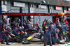 GP GRAN BRETAGNA, Max Verstappen (NLD) Red Bull Racing RB21 makes a pit stop.

06.07.2025. Formula 1 World Championship, Rd 12, British Grand Prix, Silverstone, England, Gara Day.

- www.xpbimages.com, EMail: requests@xpbimages.com © Copyright: Batchelor / XPB Images