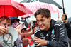 GP GRAN BRETAGNA, George Russell (GBR) Mercedes AMG F1 with fans.

06.07.2025. Formula 1 World Championship, Rd 12, British Grand Prix, Silverstone, England, Gara Day.

 - www.xpbimages.com, EMail: requests@xpbimages.com © Copyright: Rew / XPB Images