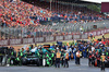 GP GRAN BRETAGNA, Nico Hulkenberg (GER) Sauber C45 e Oliver Bearman (GBR) Haas VF-25 at the back of the grid before the partenza of the race.

06.07.2025. Formula 1 World Championship, Rd 12, British Grand Prix, Silverstone, England, Gara Day.

- www.xpbimages.com, EMail: requests@xpbimages.com © Copyright: Moy / XPB Images