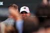 GP GRAN BRETAGNA, Gara winner Lando Norris (GBR) McLaren with Jenson Button (GBR) Sky Sports F1 Presenter / Atlassian Williams Racing Senior Advisor in parc ferme.

06.07.2025. Formula 1 World Championship, Rd 12, British Grand Prix, Silverstone, England, Gara Day.

 - www.xpbimages.com, EMail: requests@xpbimages.com © Copyright: Rew / XPB Images