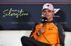 GP GRAN BRETAGNA, Lando Norris (GBR) McLaren in the FIA Press Conference.

03.07.2025. Formula 1 World Championship, Rd 12, British Grand Prix, Silverstone, England, Preparation Day.

- www.xpbimages.com, EMail: requests@xpbimages.com © Copyright: Moy / XPB Images