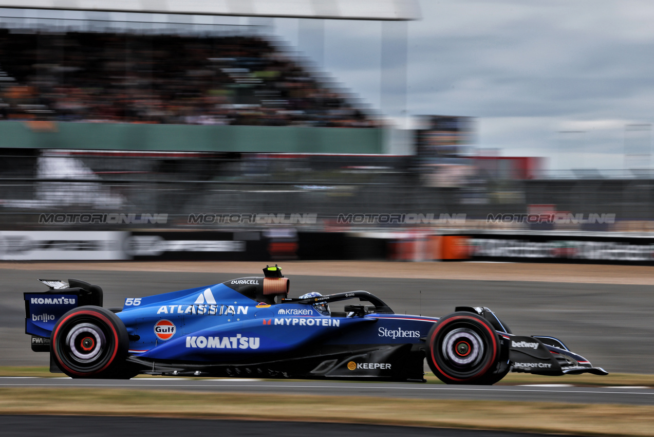 GP GRAN BRETAGNA, Carlos Sainz (ESP) Atlassian Williams Racing FW47.

05.07.2025. Formula 1 World Championship, Rd 12, British Grand Prix, Silverstone, England, Qualifiche Day.

- www.xpbimages.com, EMail: requests@xpbimages.com © Copyright: Charniaux / XPB Images