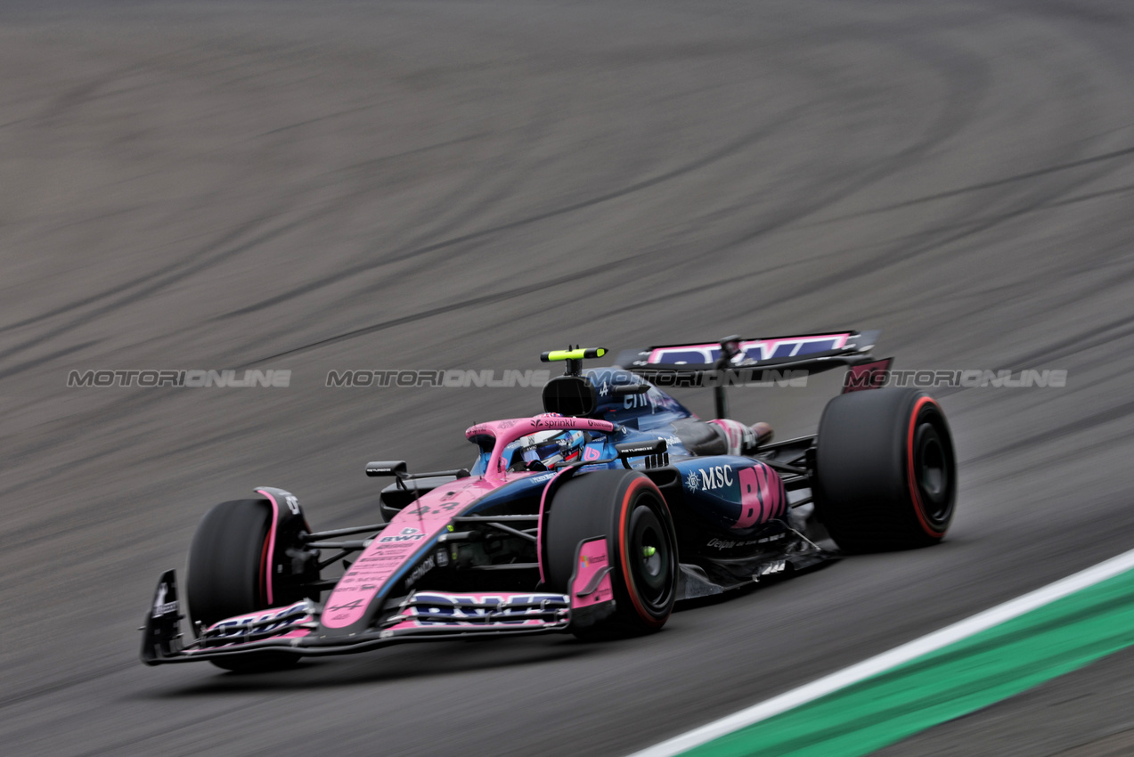 GP GRAN BRETAGNA, Franco Colapinto (ARG) Alpine F1 Team A525.

05.07.2025. Formula 1 World Championship, Rd 12, British Grand Prix, Silverstone, England, Qualifiche Day.

- www.xpbimages.com, EMail: requests@xpbimages.com © Copyright: Bearne / XPB Images