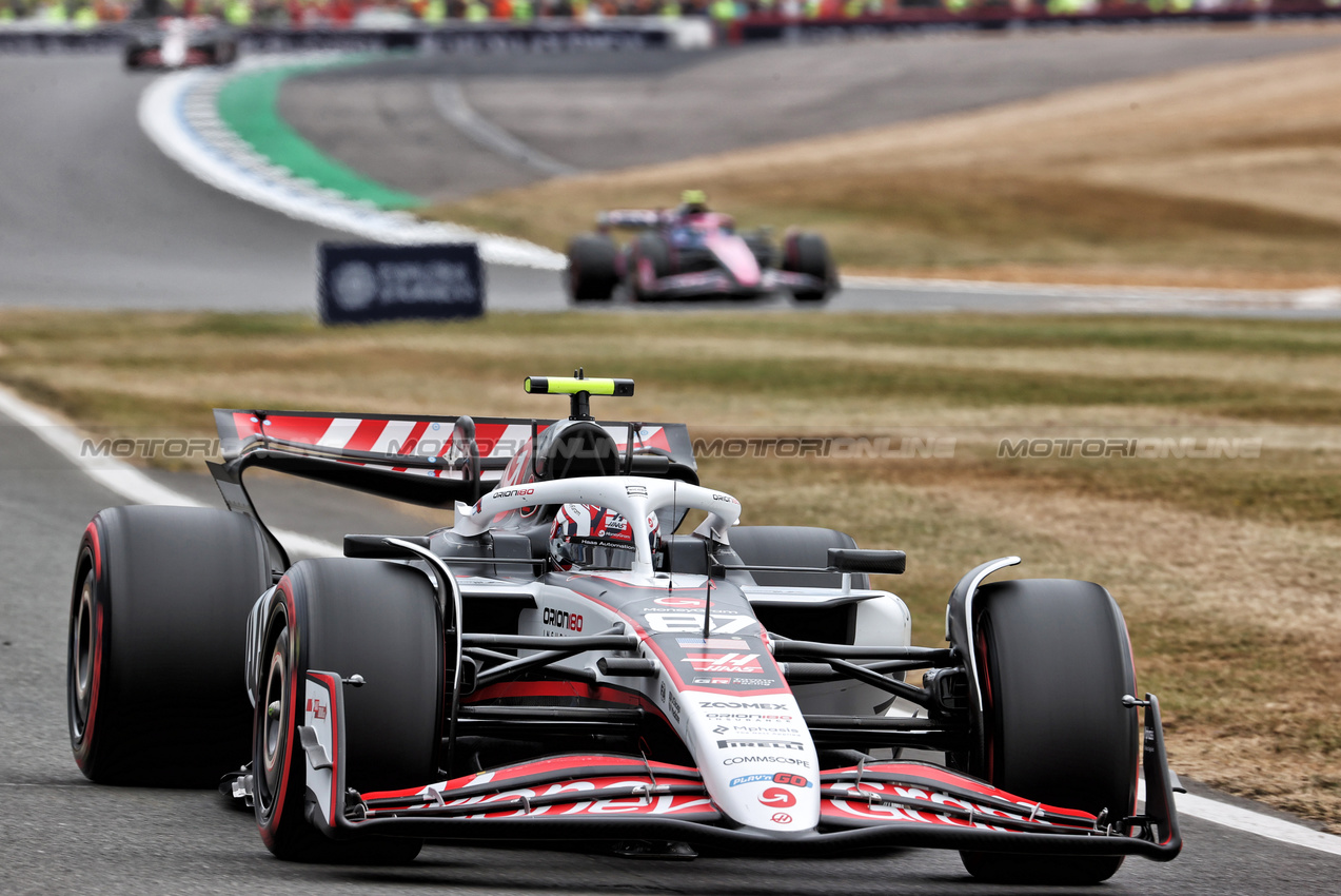 GP GRAN BRETAGNA, Oliver Bearman (GBR) Haas VF-25.

05.07.2025. Formula 1 World Championship, Rd 12, British Grand Prix, Silverstone, England, Qualifiche Day.

- www.xpbimages.com, EMail: requests@xpbimages.com © Copyright: Davenport / XPB Images